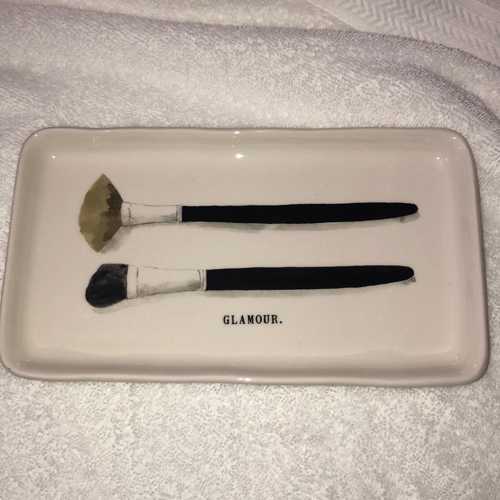 Rae Dunn Glamour plate